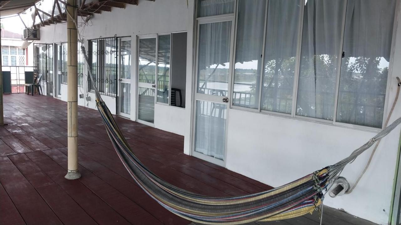 Amazon Breeze Hotel Iquitos Exterior foto