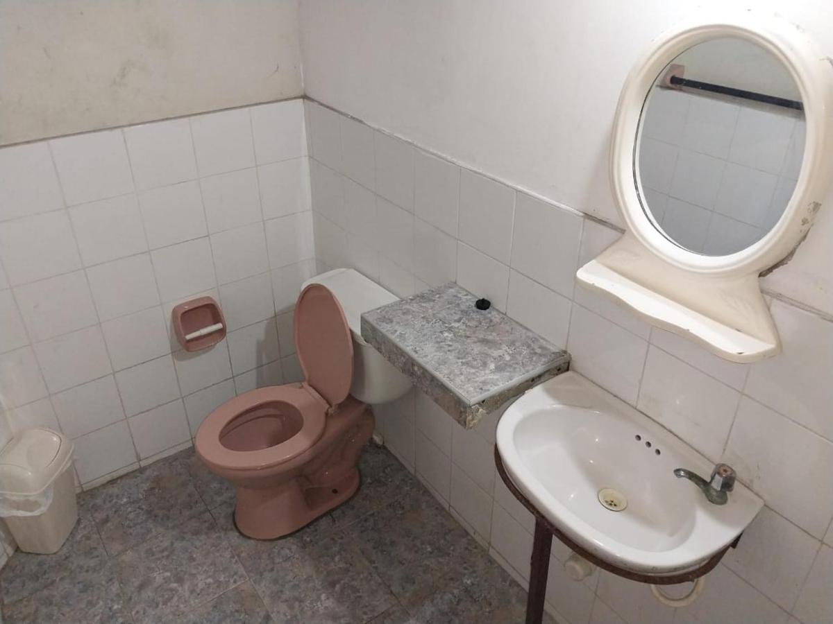 Amazon Breeze Hotel Iquitos Exterior foto