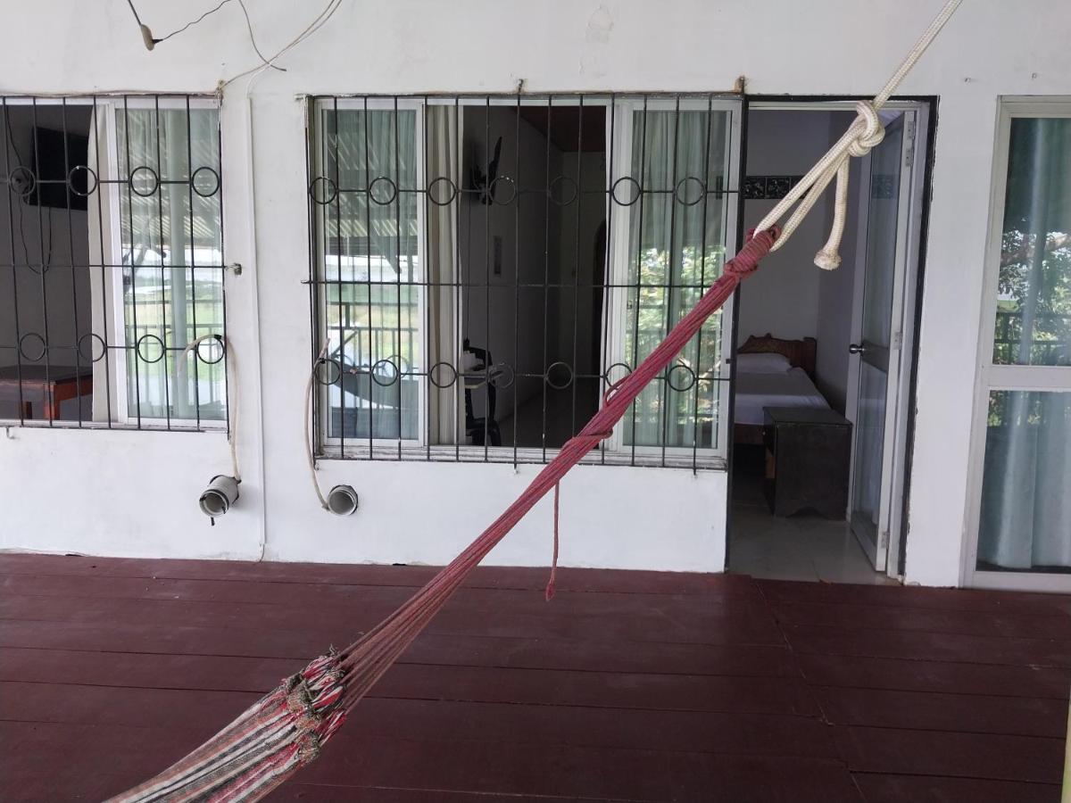 Amazon Breeze Hotel Iquitos Exterior foto